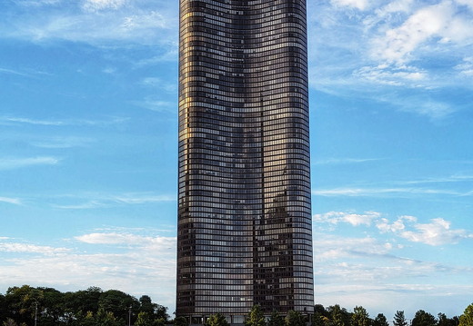 Lake Pointe Tower