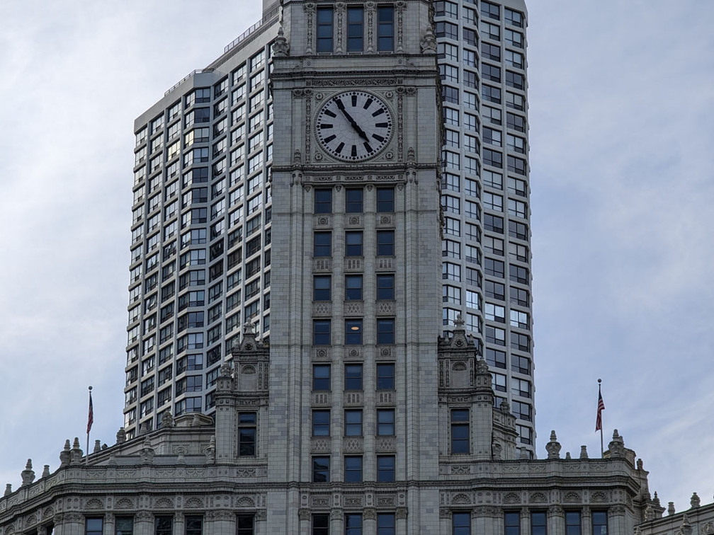 PXL 20230902 215525736