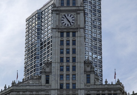 PXL 20230902 215525736