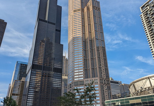 PXL 20230902 225319808