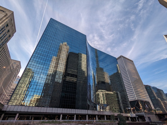 PXL 20230902 225410272