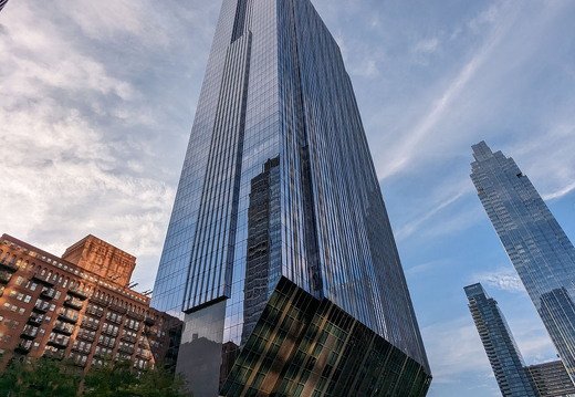 PXL 20230902 225915840