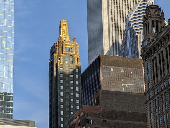 PXL 20230902 230528860