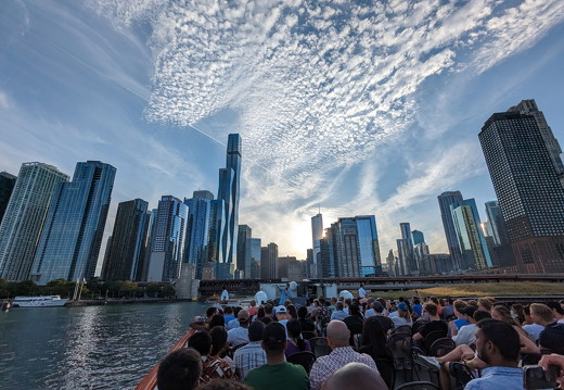 PXL 20230902 231841850