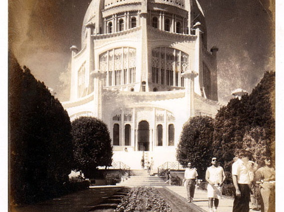 Bahai - Polaroid