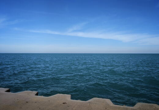 The-Wall-and-The-Lake