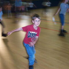 ezra-hynesskatingparty-6-7-01