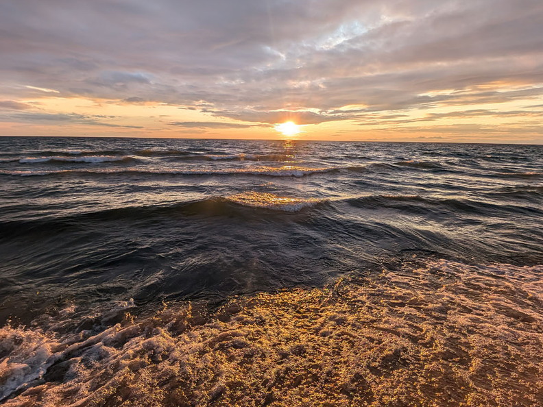 PXL 20240730 004946309