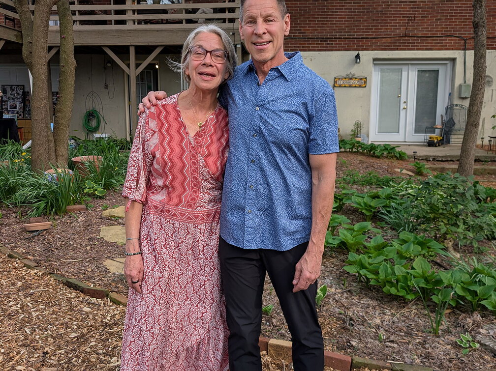 PXL 20250419 212658635