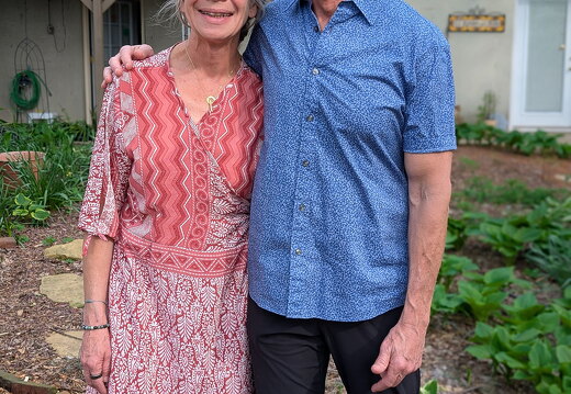 PXL 20250419 212703833