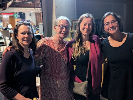 PXL 20250420 020457991