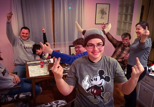 Mickey-Mouse-Middle-Finger1