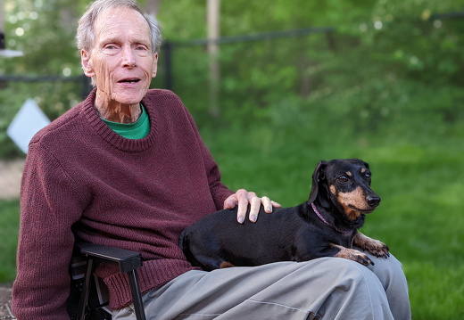 PXL 20220513 003934745