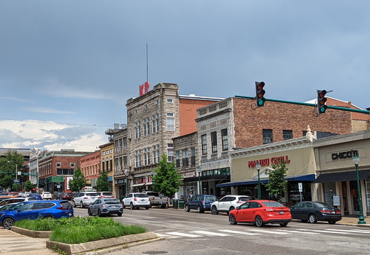 PXL 20220514 180845595