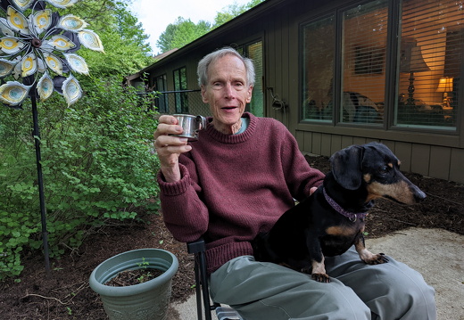 PXL 20220516 002104021