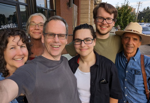 PXL 20230805 000843048