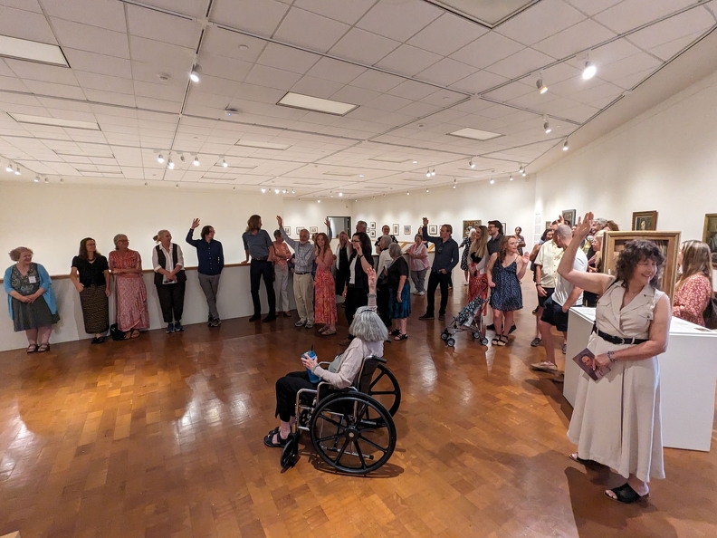 PXL 20230805 193811980