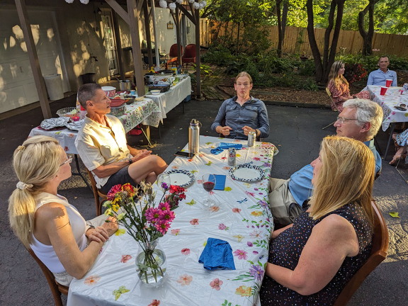 PXL 20230805 234305785