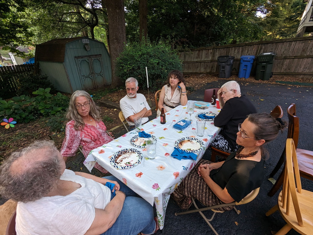 PXL 20230805 234348971