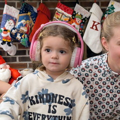 PXL 20241228 025248560--Aria