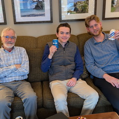 PXL 20241228 201059131.PORTRAIT