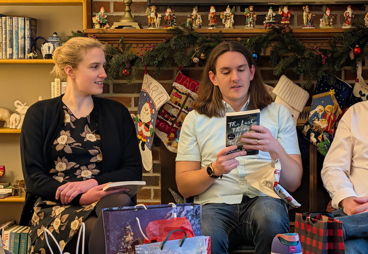 PXL 20251227 215039017