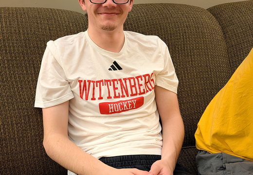 PXL 20251228 005815674