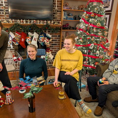 PXL 20251228 023039146