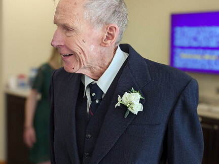 PXL 20220226 193920139