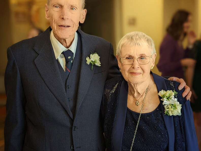 PXL 20220226 194116365-01