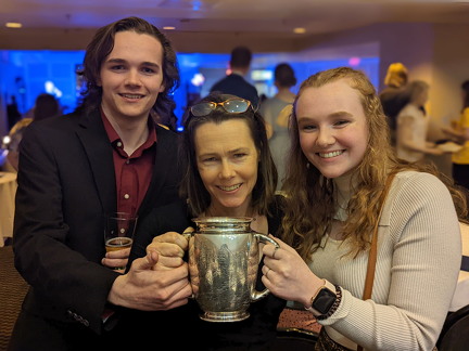 PXL 20220227 014018248-PORTRAIT