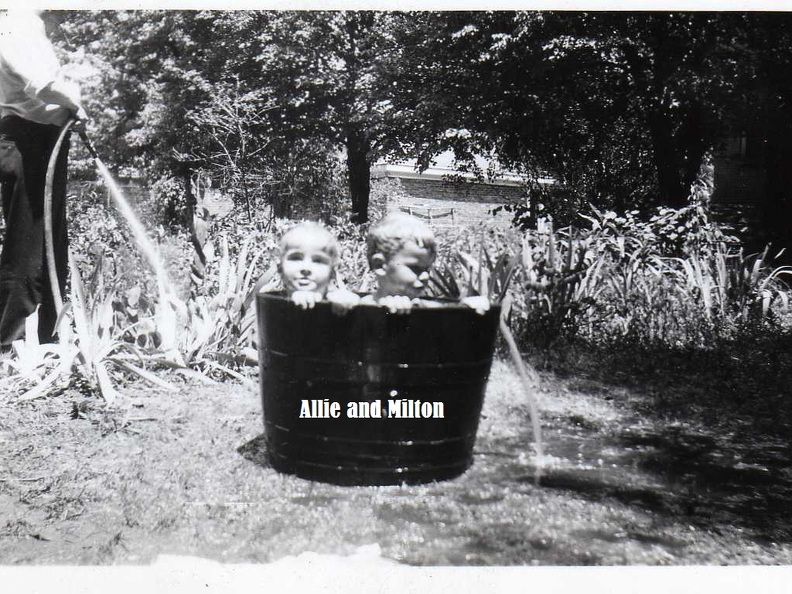 101-Milton-and-Allie-138-paint