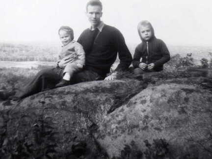 141-Milton-Graham-Barth-231