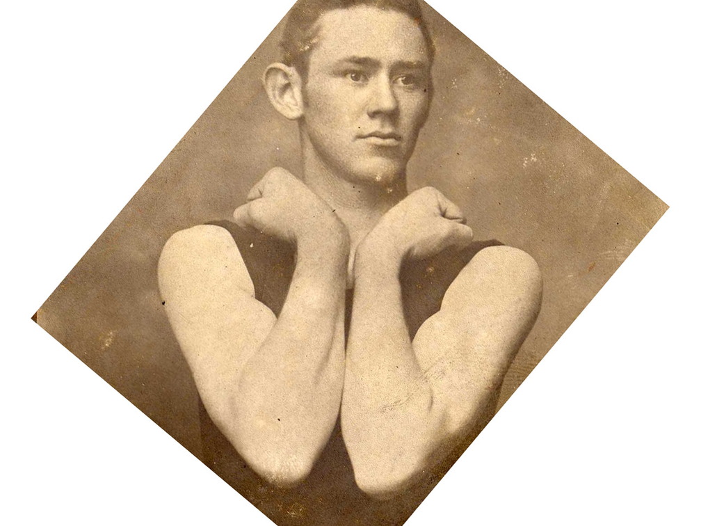 26-Milton-Young-JR812