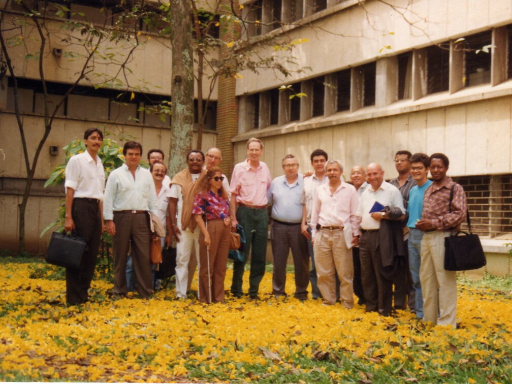 318-P11-Columbia-1995517