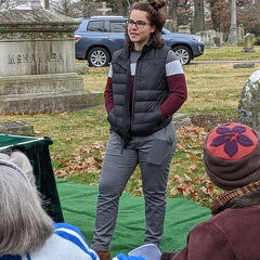 PXL 20221128 164654715.PORTRAIT