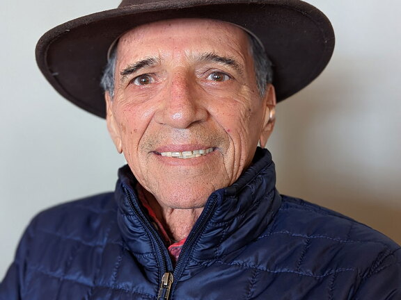 PXL 20221128 174409440.PORTRAIT