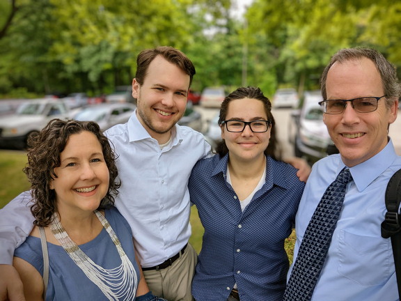 PXL 20220820 171209886.PORTRAIT2