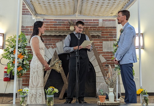 PXL 20220820 180320335