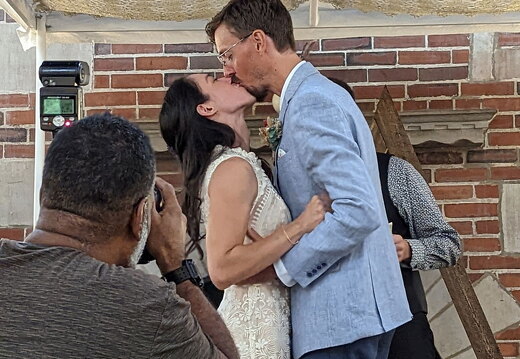 PXL 20220820 182118101.PORTRAIT