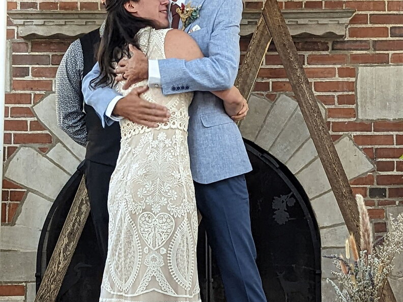 PXL 20220820 182130542.PORTRAIT