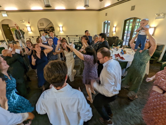 PXL 20220820 221300241