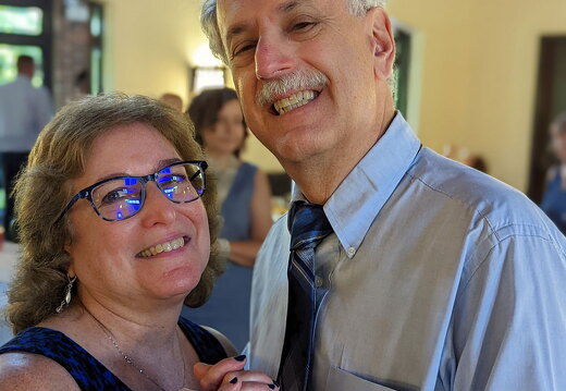 PXL 20220820 222036079.PORTRAIT