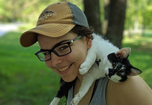 00100lPORTRAIT-00100-BURST20190810103137655-COVER