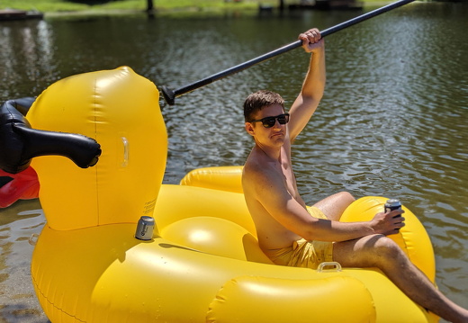 00100lPORTRAIT-00100-BURST20190810144855229-COVER