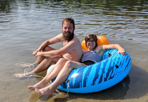 00100lPORTRAIT-00100-BURST20190810165222640-COVER