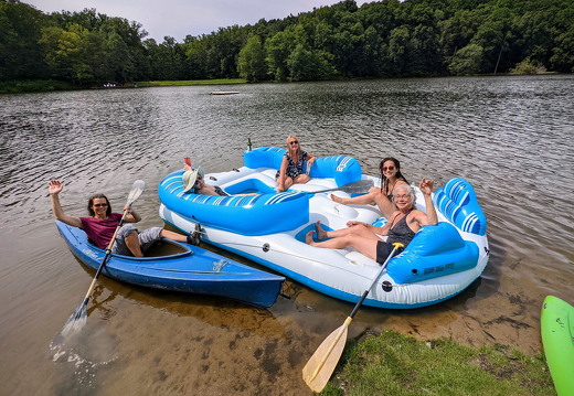 PXL 20220812 195342972 