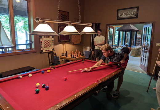 PXL 20220812 215310199