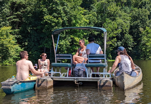 PXL 20220813 163551944