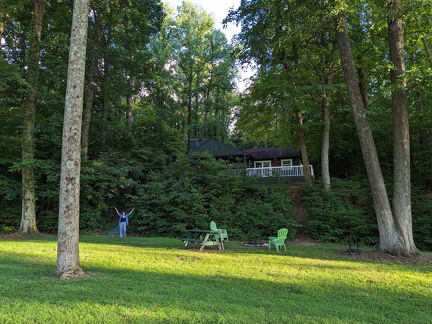 PXL 20230817 233942709